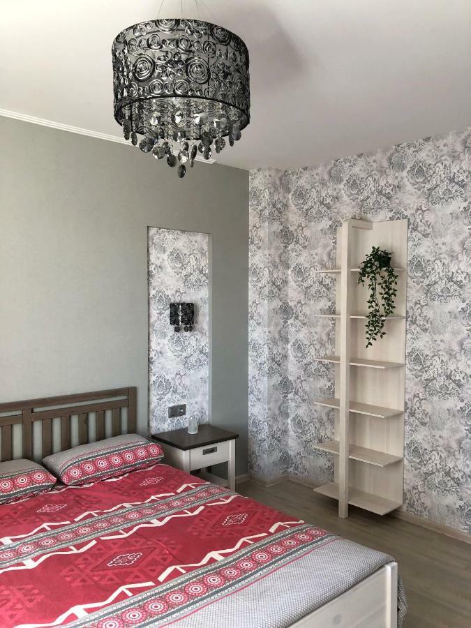 Apartment Near The Forest กรอดโน ภายนอก รูปภาพ