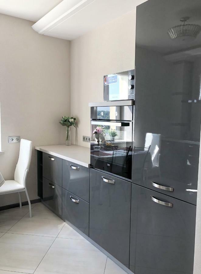 Apartment Near The Forest กรอดโน ภายนอก รูปภาพ