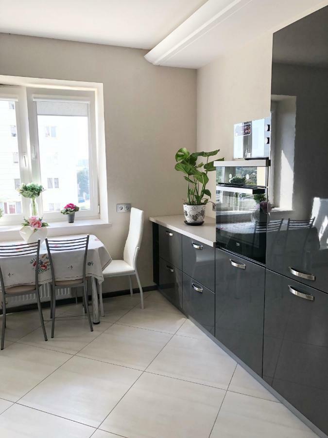 Apartment Near The Forest กรอดโน ภายนอก รูปภาพ